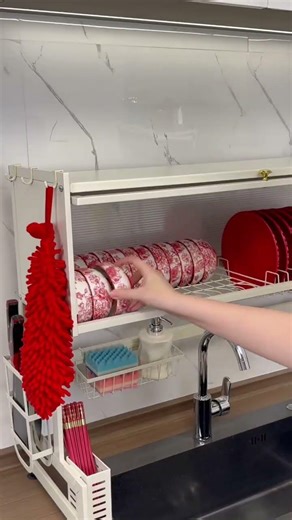 It can drain water, won't rust, won't peel off, and it's fine to use for 10 years.