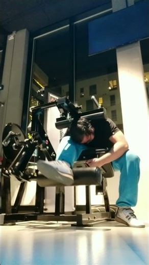 How To Do Hamstring Curl 101 - Beginner Friendly #shorts