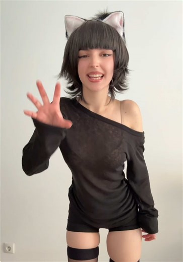 #cosplay #cosplayer #catgirlcosplay #catgirl #nekogirl
