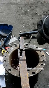 100K views · 692 reactions | Flywheel Housing Welding | Stronger & More Durable Than New #FlywheelHousing #Welding #MetalFabrication #MachineryRepair #HeavyEquipment #AutoRepair #EngineRepair #MetalWork #Durability #EquipmentMaintenance | Mechanic Steve | Facebook