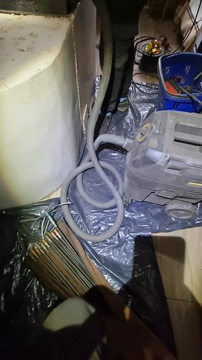 27K views · 89 reactions | ‼️KAMINKRĖTYS ‼️ Atlieku dūmtraukių, židinių, krosnių valymo darbus. Kaminus valau tiek iš viršaus tiek iš apačios, pagal poreikį Turiu savo kopečias ir visus reikiamus įrankius. Valau su šiuolaikiška "RODSTATION" įranga  P.S. Dirbu legaliai, tad išrašau sąskaita už atliktus darbus  tel.: 064069200 www.kaminkretystadas.lt el. pastas: Jaomingas1@gmail.com | Tadas Lagunovičius | Facebook