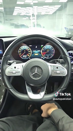 Mercedes-Benz C 180 AMG 2019: Quick Overview