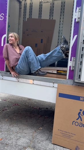 Emma Brooks on Instagram: "starting my new york journey with @roadwaymoving 🫶 use my code emmabrooks10 for 10% off local moves and 5% off long distance moves #RoadwayMoving"