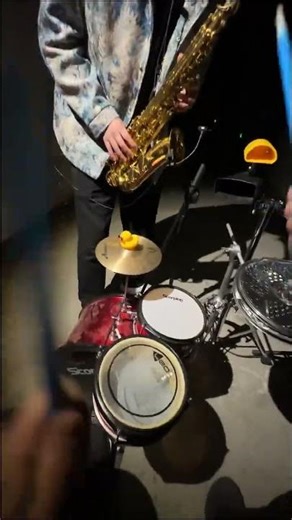 Cooking in Tune: Restaurant Chef's Song Therapy