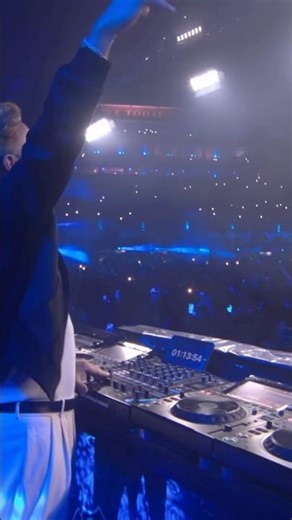 David Guetta: I’m Good (Blue)