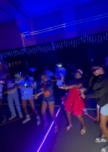 Get Dem Reggie (@selectareggie) - The Jiggy Dance Challenge in the Bahamas