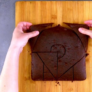 3M views · 26K reactions | Cuando veas este pastel, te van a dar ganas de cumplir 100 años  Guarda esta receta en Pinterest: https://bit.ly/2NrwK5a Todos los detalles del vídeo: https://youtu.be/F4N0Xmv8SVg | Riquísimo | Facebook