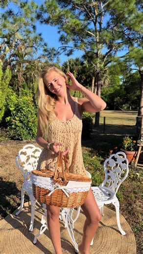 🍰 mb (@madison.bass)’s videos with Good Hearted Woman - Waylon Jennings & Willie Nelson