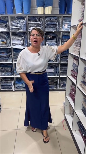 Come check out the colors of this skirt model available! .... #tailoredskirt #JCMODAS #recife