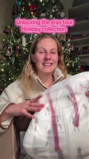 Unboxing Taylor Swift's Holiday Eras Tour Collection