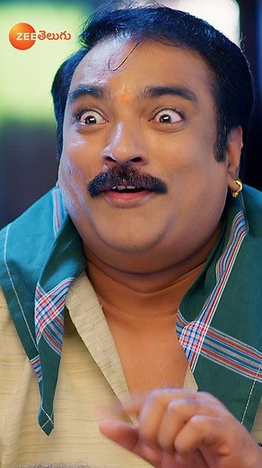 290K views · 5K reactions | Janaki చూపిస్తున్న Sign Language కి Meaning ఏంటో మీకు తెలుస్తే Comments లో చెప్పండి...! Watch #PadamatiSandhyaRagam Mon to Sat at 8 PM on #ZeeTelugu #ZeeOnTheGoReels #Aadhya #Srinu | Zee Telugu | Facebook