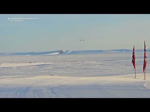 Boeing 787 becomes largest passenger plane to land in Antarctica