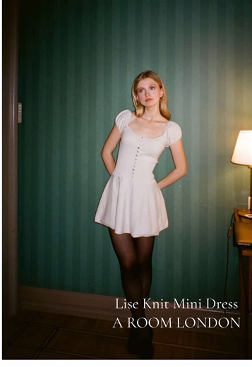 Lise knit mini dress for valentines’ day 💌 www.aroomlondon.com #aroomlondon