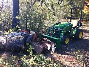 John Deere 2320