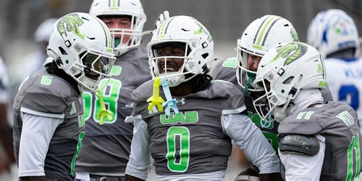 UAB, interim coach Alex Mortensen stun Memphis, defeat Tigers 31-24