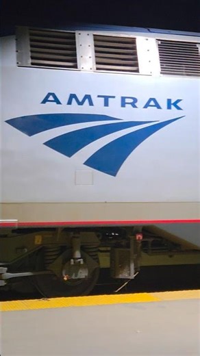 More Dual Power at Chicago Union Station!!