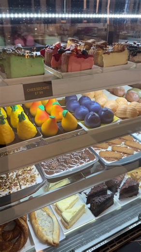 I’m obsessed with this! #columbus #ohio #osu #viralfruits #ohiostate | fruit