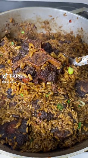 Delicious One Pot Oxtail and Rice Recipe