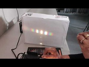 Y13 Diffraction grating and white light