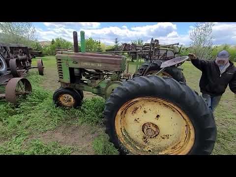 Starting a 1939 John Deere Model A with a hand start for David White!