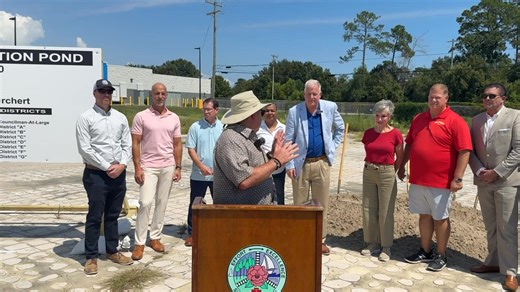 Today, the City of Slidell broke ground on the Riecke Retention Pond, a new stormwater management project designed to protect the Pontchartrain Drive corridor from future flooding. The project should begin construction this fall and be completed by Spring 2026. The one acre retention pond will offer approximately 1.4 million gallons of stormwater storage. “Investing in stormwater management infrastructure is central to our administration’s pledge to safeguard Slidell’s neighborhoods and business