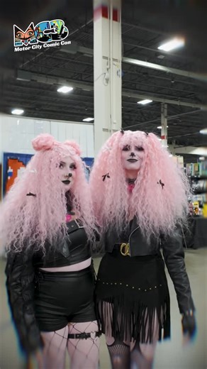 Here’s just a taste of the day 1 #cosplay at @motcitycomiccon Make sure to check out the adult #cosplayer contest on Saturday. #comiccon #michigan | Comics, Beer and Sci-fi