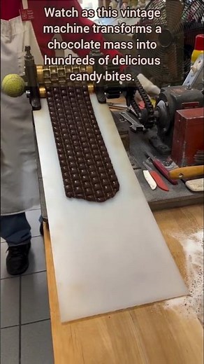 Old-fashioned Candy Machine