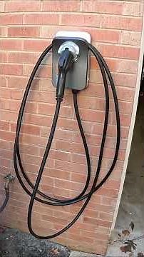 EV Plug Types for Home and Fast Charging