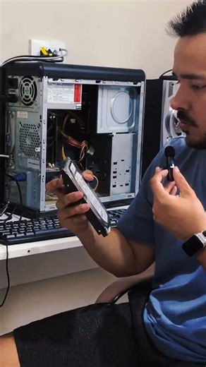 A RELÍQUIA da POSITIVO, quem viu, viu.... | #shots #informatica #tecnologia #hardware #pc #windows