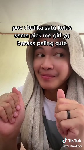 Apaci Apacu: Kisah Kelas dan Cewek Imut