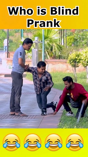 2.9M views · 19K reactions | BlindMan Changes Each Other | Who is Blind prank #prankreels #bhasadnews #blindmanchangeseachother #whoisblind #funnyblindmanprank | Bhasad News | Facebook