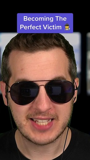 Scammers offered me a job to steal my money… I played along 😉 #foryoupage #fyp #foryou #scam #scammers #scambaiter #scambait #lol #scamcalls #angry #bank #kitboga #kitbogashow