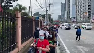 48K views · 277 reactions | Commuters walk from the National Printing Office road to Quezon Avenue and the nearest EDSA Busway station to catch their respective rides to Manila and Monumento. This, after MMDA traffic enforcers stopped several buses headed to Montalban and Fairview and instructed drivers to take a right turn to their destination. Jonathan Cellona, ABS-CBN News | ABS-CBN News | Facebook