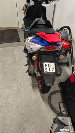 CPI Formula 50 R 50 cm³ 2009 - Luopioinen - Skootteri - Nettimoto