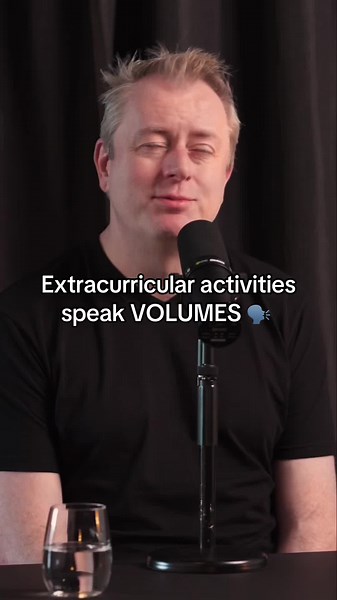 To be an entrepreneur you HAVE to be curious, to do things of your own initiative. If youre that kind of student, maybe entrepreneurship will find you 👀 listen to the full episode wherever you get your podcasts 🎧