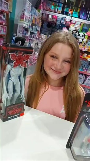 Juguetería Mikey on Instagram: "¿Team Eleven 🧇 o Team Demogorgon 👹? Ya tenemos disponible la colección de Stranger Things que estabas buscando! ✅ Demogorgon 12-inch figure. ✅ Eleven con accesorios. ✅ Mike y Will con sus bicis. ✅ ¡Y mucho más! Vení a buscarlos antes de que se escapen al Upside Down. 🕸️✨ ¡Te esperamos! 📍 Mendoza 4029. 📍 Mendoza 3998. 📍 Fisherton: Eva Perón 7772 (ex Córdoba). 📲 +54 9 341 625 3161 📲 +54 9 341 519 9555 (sucursal Fisherton). 🌐 jugueteriasmikey.com.ar . . . .