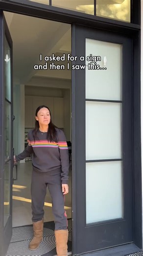 Dr. Sara Reardon | Pelvic Floor Physical Therapist on Instagram: "If you haven't heard about my love for the Squatty Potty @squattypotty , then this is your LUCKY DAY!! 👏 Comment "LUCKY" and I'll send you the list of my favorite poop stools.⁠ ⁠ It's one of my favorite items in my home, and it helps by elevating your knees above your hips, mimicking a natural squat, which relaxes pelvic floor muscles and straightens the anorectal angle for easier, more complete bowel movements! And easier bowel 