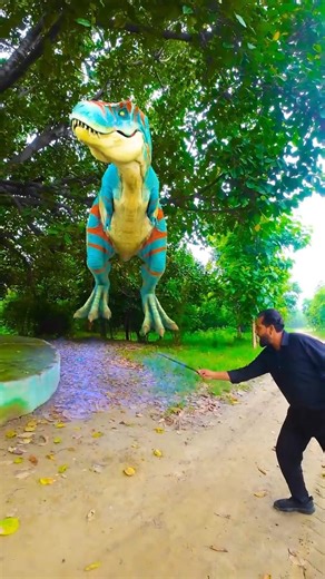 T-Rex Dinosaur was let out of the Cage | Jurassic World Fan Made #dinosaur #dinosaurs #jurassicworld