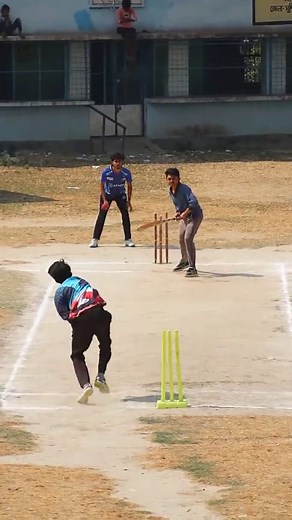 Cricket Spin Bowling: Leg Spin vs. Off Spin Explained