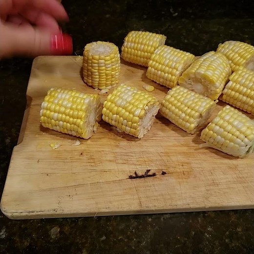 How Easy To Cut Corn Cob