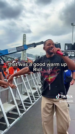 Will Smith Performing Live in Brazil