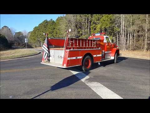1972 gmc/pirsch fire truck cold start and drive by