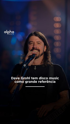 Nos siga (@radioalphafm) para mais conteúdos sobre música, cultura e entretenimento. Dave Grohl, ex-baterista do Nirvana e fundador da banda Foo Fighters, comentou sobre a influência da disco music na sua formação musical. Confira o trecho da série From Cradle to Stage. #alphafm #davegrohl #nirvana #discomusic #gapband | Alpha FM | Facebook