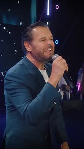 Elli Baana, live from the heart of #egypt… timeless vibes 🇪🇬✨ Watch the full clip now on YouTube channel #elli_baana #raghebalama | Ragheb Alama