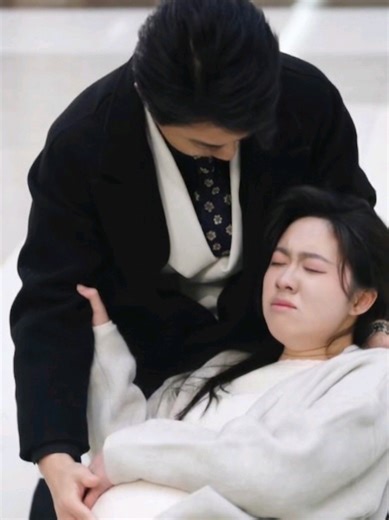 #ကြည့်မဲ့သူတွေရှိလား #ကြည့်ချင်ရင်hiခဲ့နော်#အစအဆုံးတင်ပေးမယ်🥰 #followနဲ့likeလေးပေးခဲ့နော်🤧