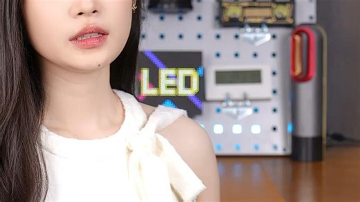 提升生产力教程，让西部数据移动硬盘帮你告别文件杂乱无章！高效备份、极速传输，职场人必备的随身数据中心，即插即用轻松管理海量资料。