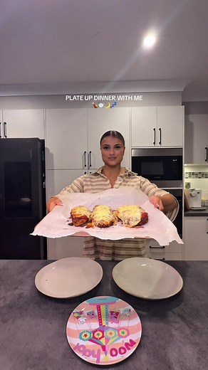 Easy Chicken Parmigiana Recipe for Family Dinner