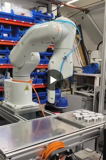 Epson 6-Axis Robot with Vision for Simple Pick and Place Application | Matthew McCombe TMIET posted on the topic | LinkedIn