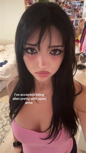 true 👽 | alien pretty