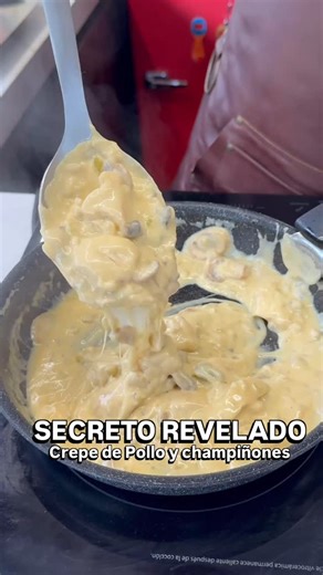 TULIO Recomienda on Instagram: "¿El SECRETO MÁS guardado? Hoy te lo comparto: “Esta no es solo otra receta es LA receta”. El crepe de pollo y champiñón más famoso de la nación, hoy te lo revelo Kraft #auspiciaestareceta"
